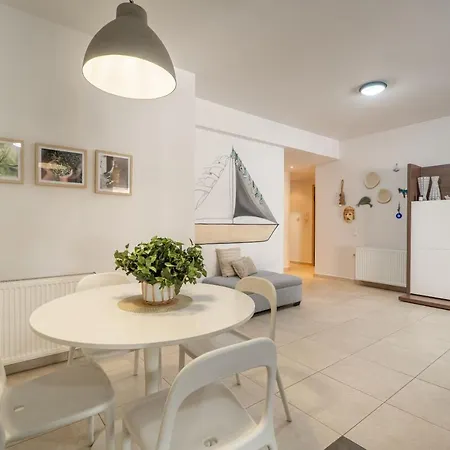 City Beach Apartment Appartement