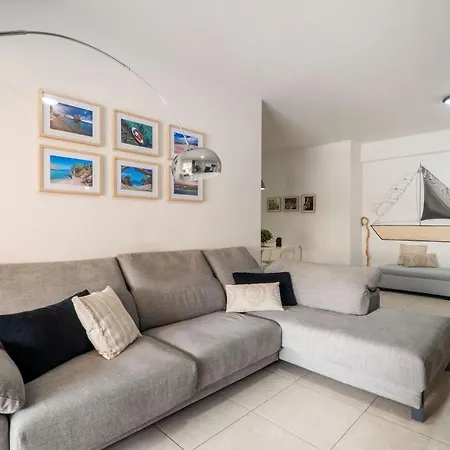 Appartement City Beach Apartment *