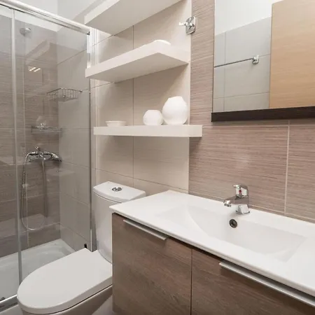 City Beach Apartment Апартаменты Ханья